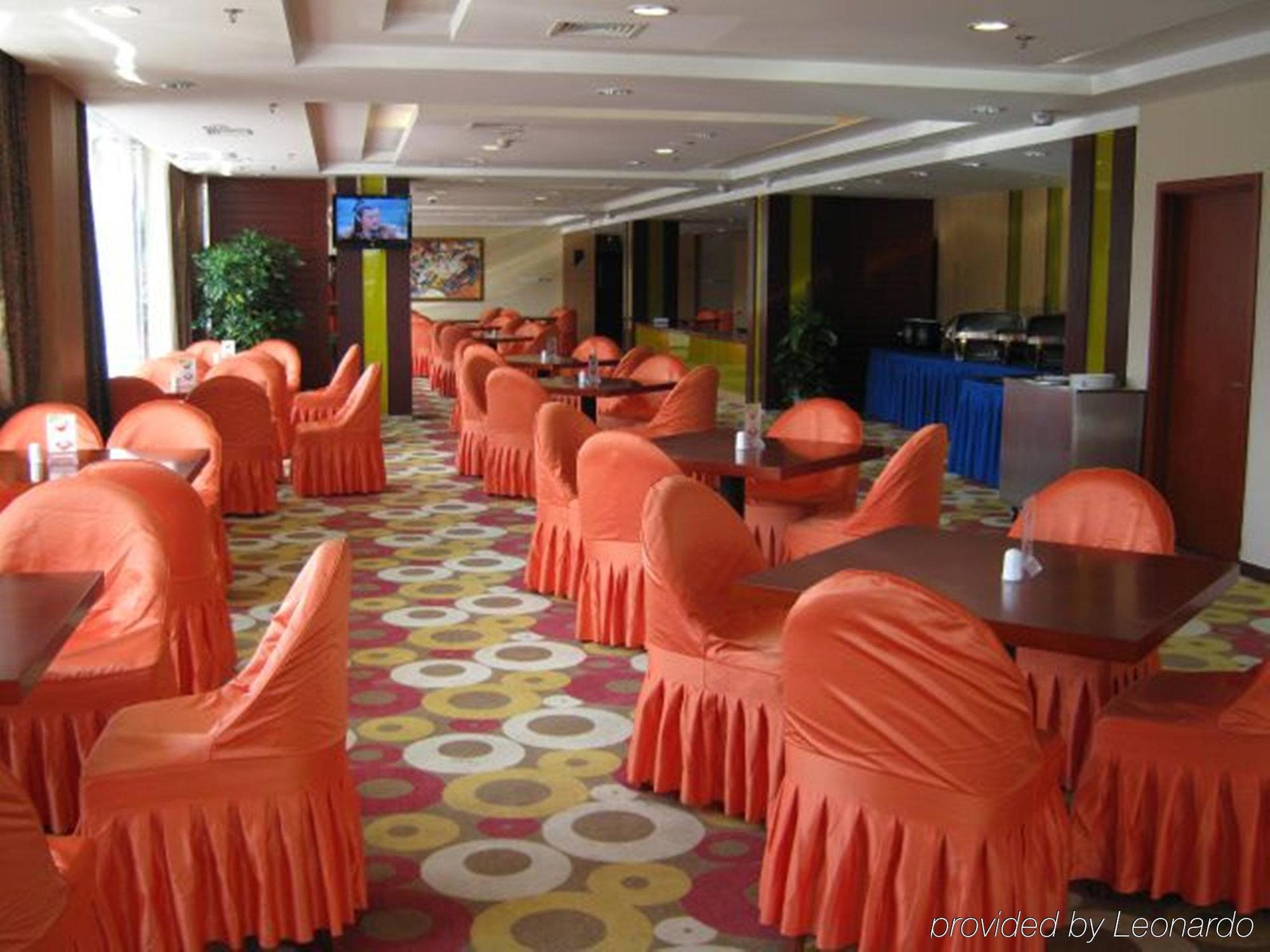 Holiday Inn Express Tianjin Dongli, An Ihg Hotel Екстер'єр фото